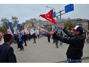1­ ­M­a­y­ı­s­’­t­a­ ­H­D­P­’­l­i­l­e­r­l­e­ ­’­B­a­y­r­a­k­’­ ­t­a­r­t­ı­ş­m­a­s­ı­ ­-­ ­S­o­n­ ­D­a­k­i­k­a­ ­H­a­b­e­r­l­e­r­